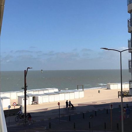 Urbanstay Suites - Beachfront Apartment In Knokke Екстер'єр фото